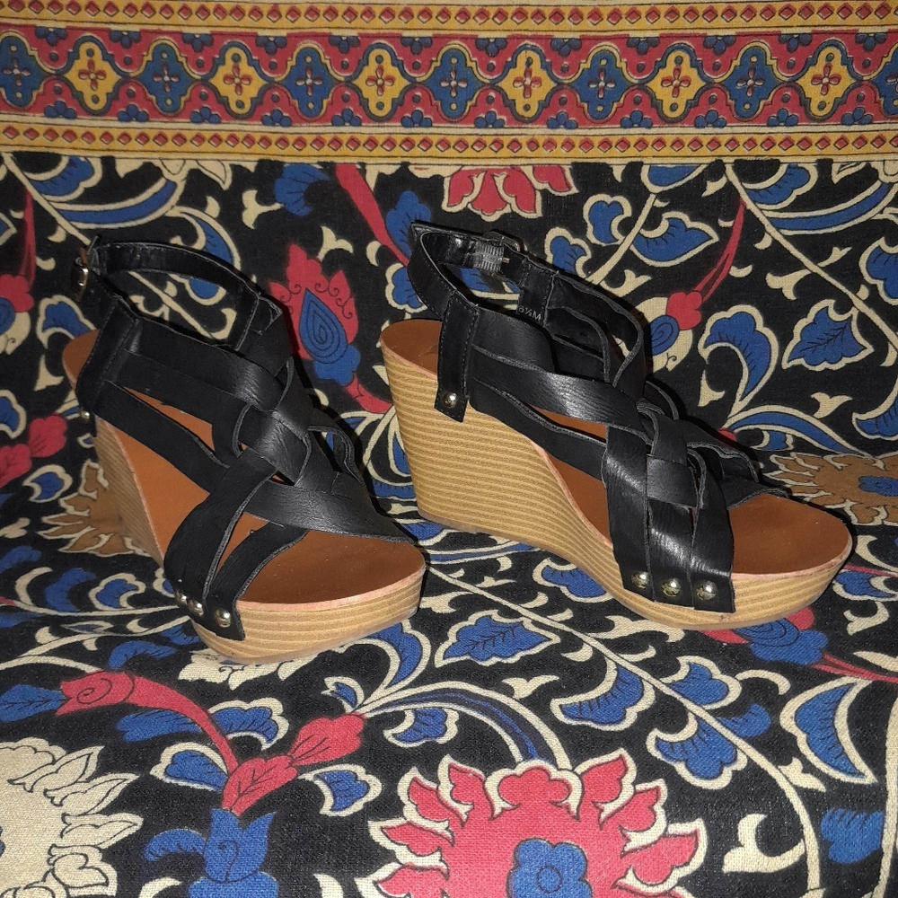 ROCKET DOG Strappy Stacked Wedge Sandals Women's Size 6.5